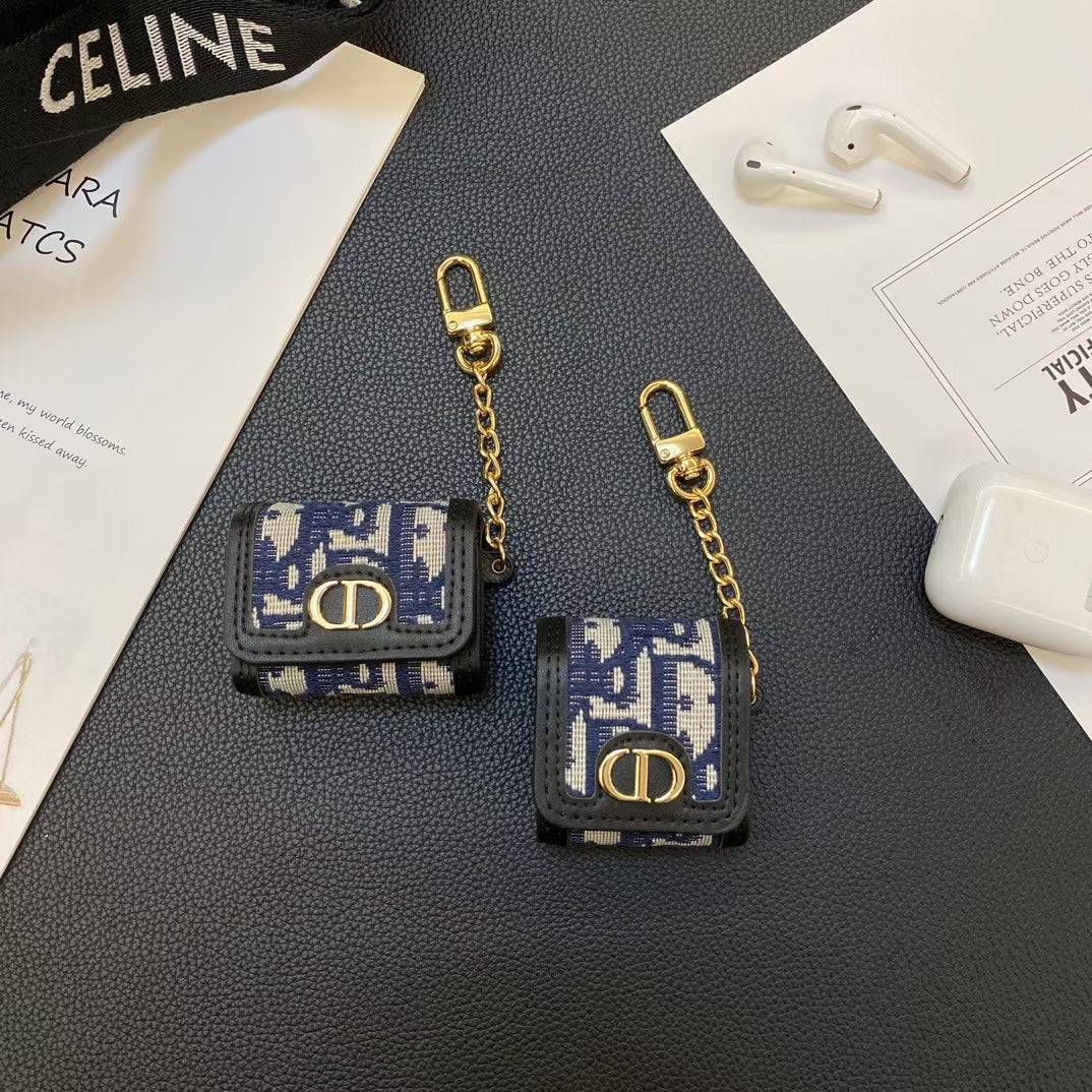 Luxury AirPods Case with Elegant Chain