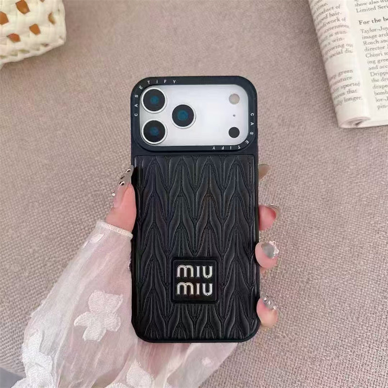Luxury Matelassé Quilted Leather Phone Case for iPhone 13-18 Pro & Pro Max