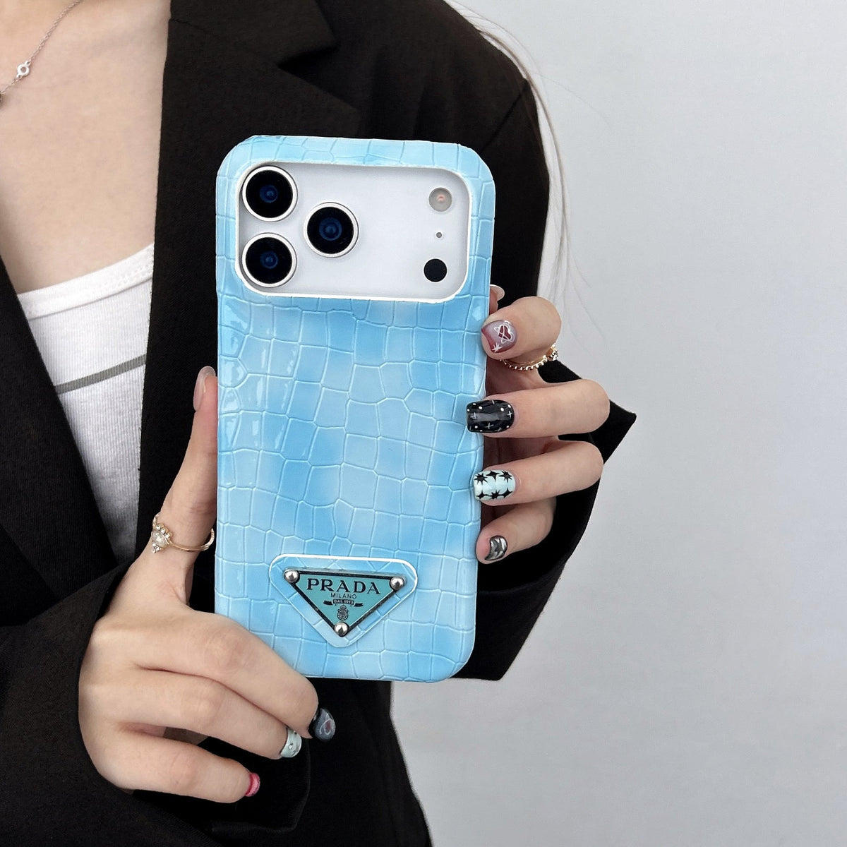 Elegant Croco Embossed Logo Case - iPhone 12-18 Pro & Pro Max