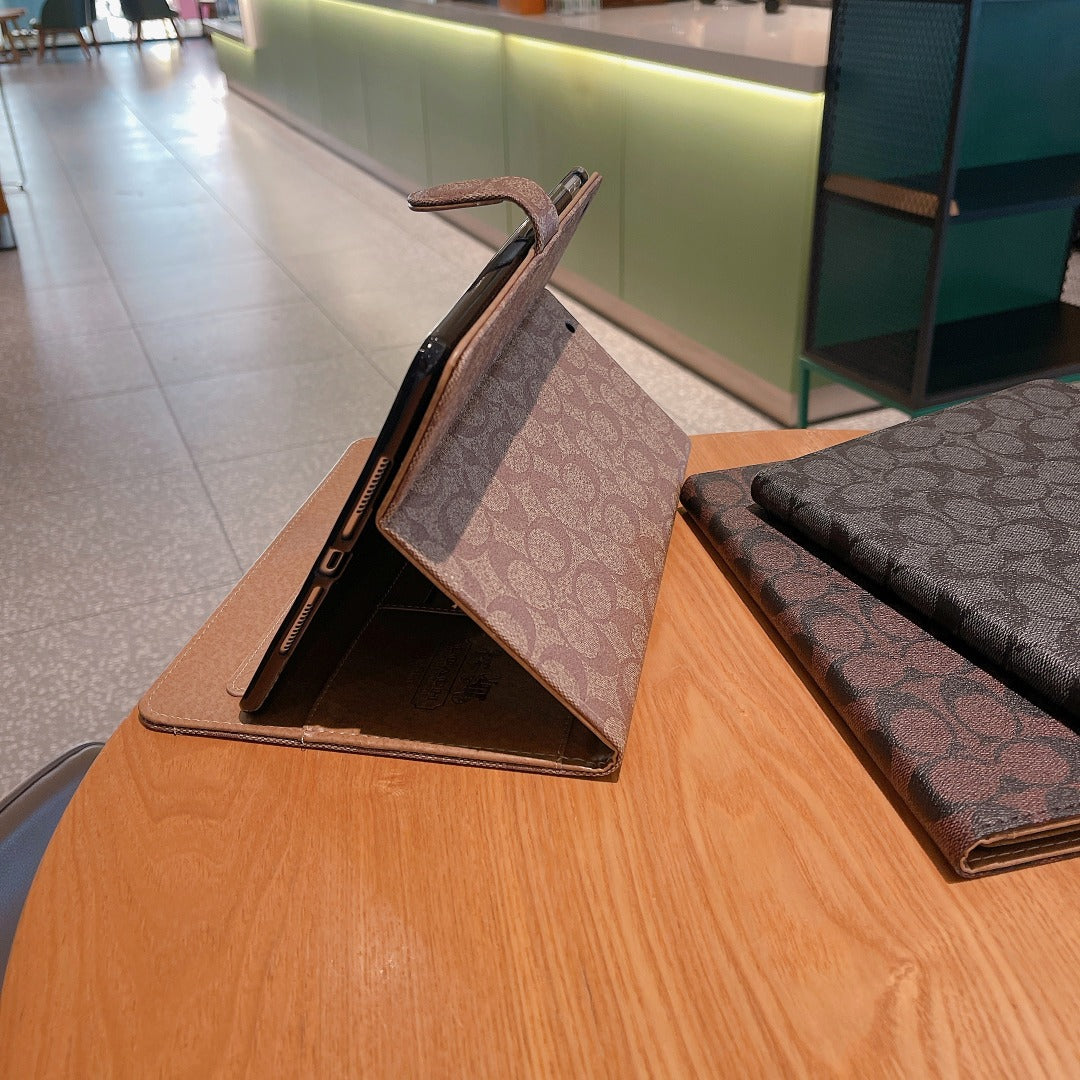 Premium Leather Classic Apple iPad Tablet Case theroxymob
