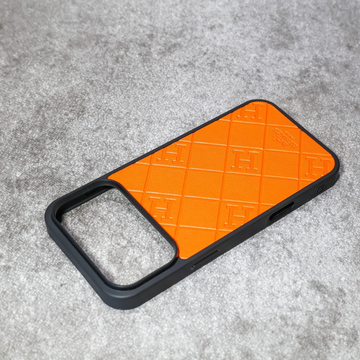 Stamped Diamond Leather Case - iPhone 12-18 Pro & Pro Max