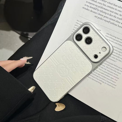 Luxury Classic Embossed Pattern Case - iPhone 12-18 Pro & Pro Max