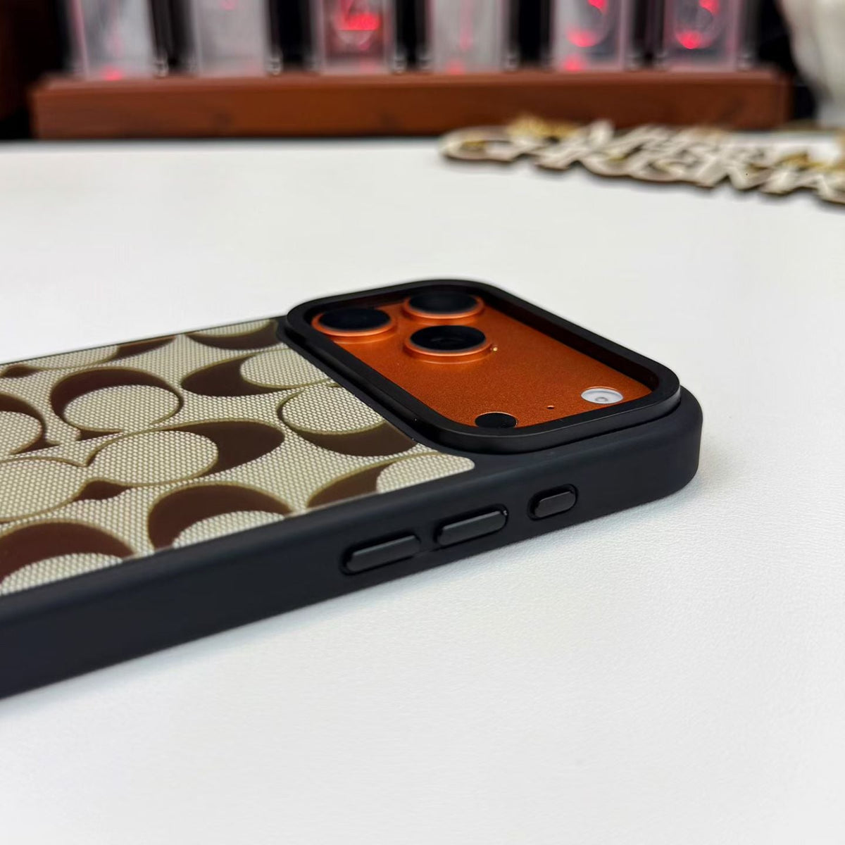 Classic Signature Stripe Pattern Case - iPhone 12-18 Pro & Pro Max