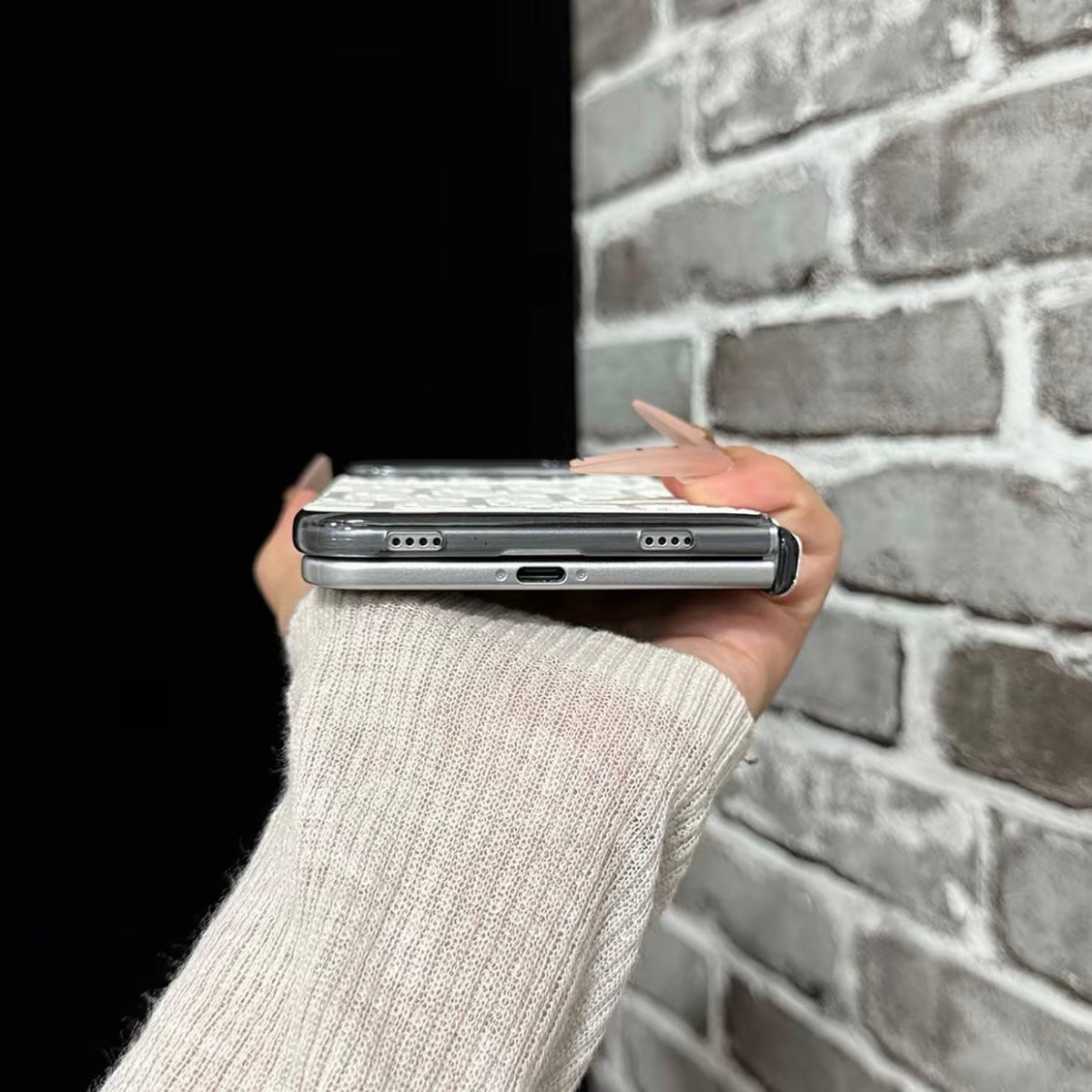 Textured Monogram Dior Case for iPhone Duo